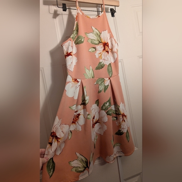 Monteau Pink Halter Mini Dress for Weddings - Picture 3 of 5